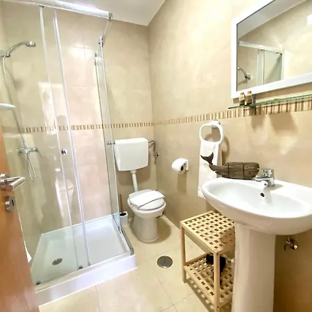 Patio Abilio 4* 나자레