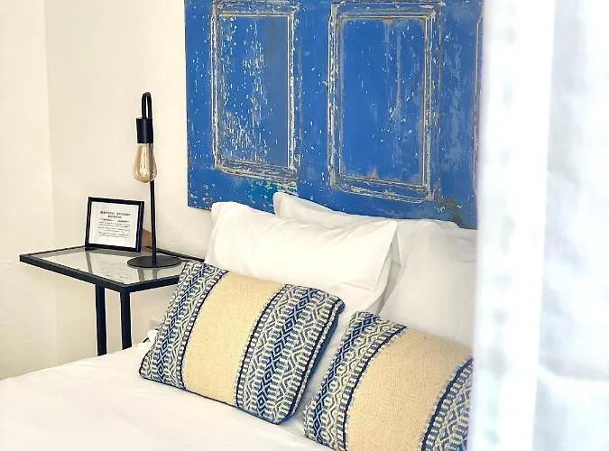 Patio Abilio בית הארחה נאזרה